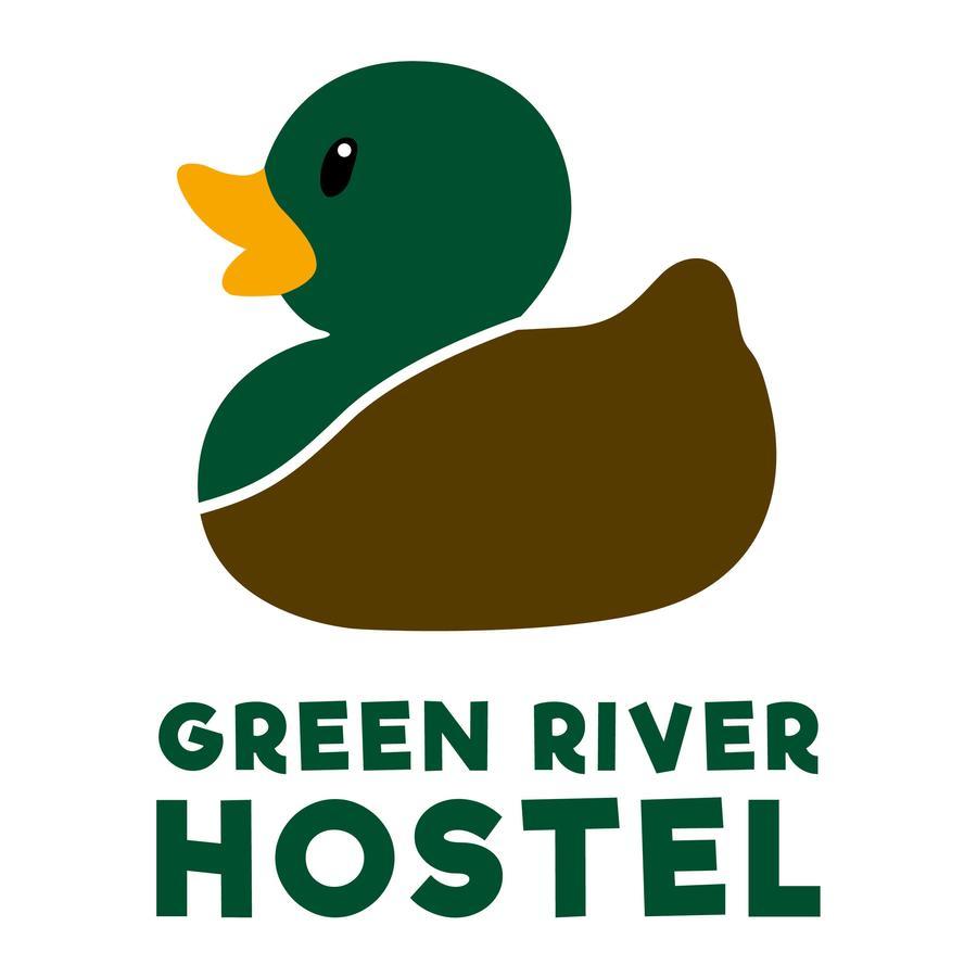 Green River Hostel Куенка Екстериор снимка