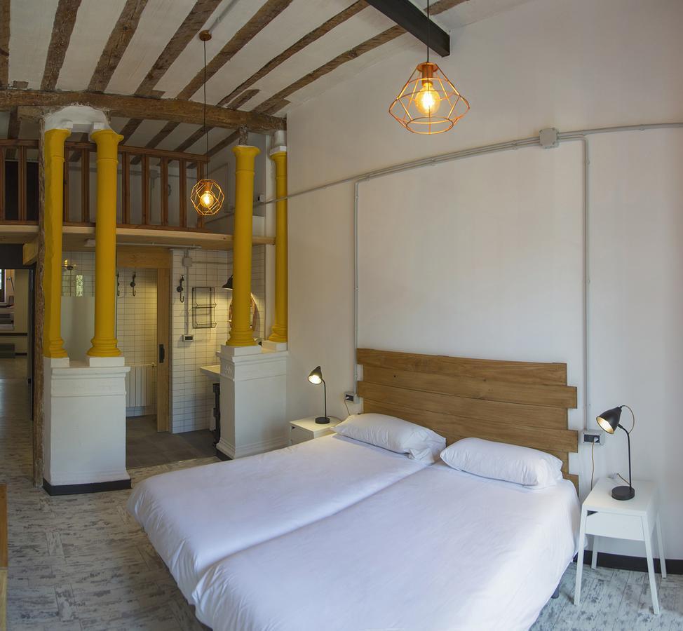 Green River Hostel Куенка Екстериор снимка