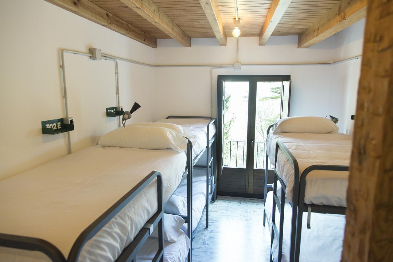 Green River Hostel Куенка Екстериор снимка