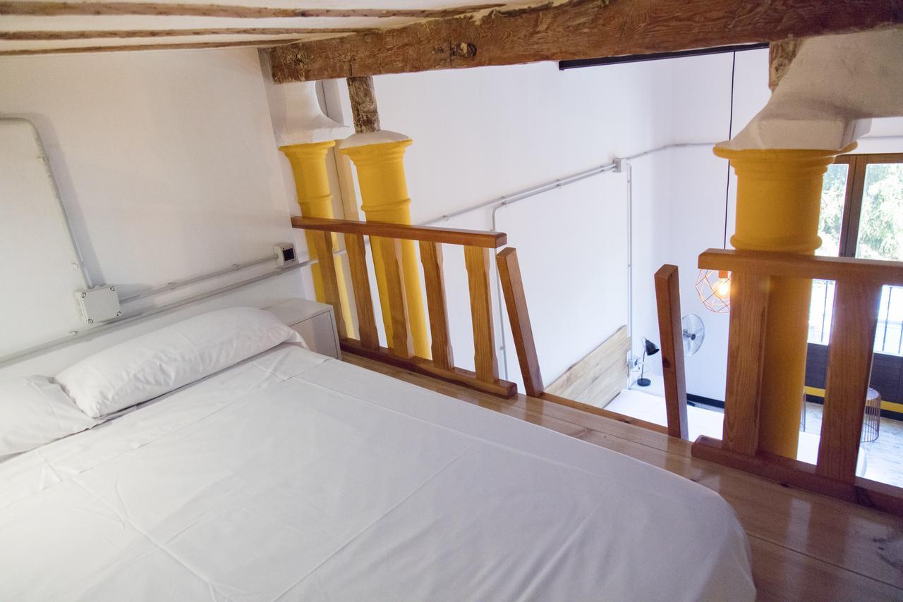 Green River Hostel Куенка Екстериор снимка