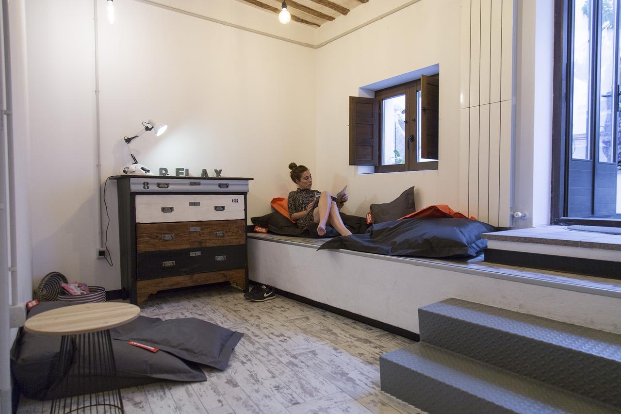Green River Hostel Куенка Екстериор снимка