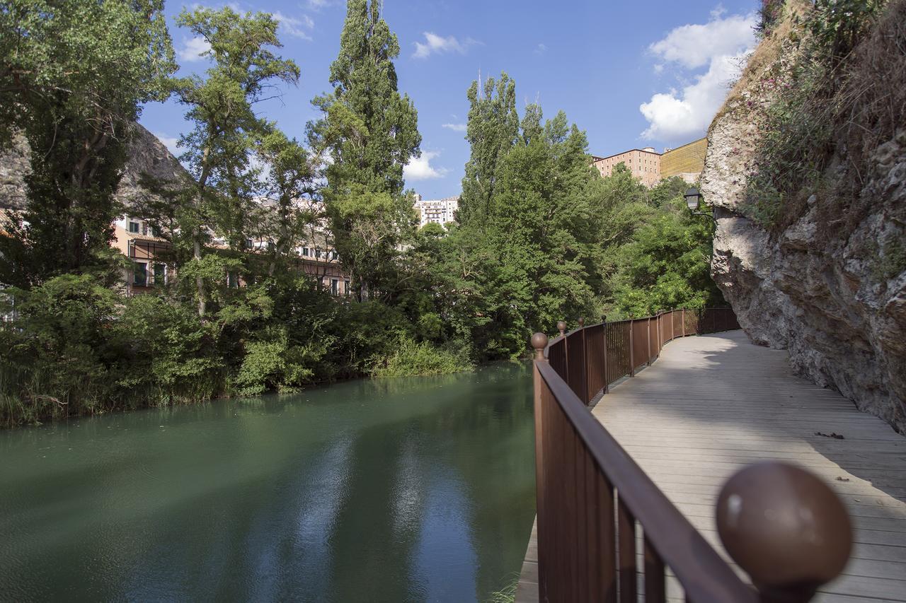 Green River Hostel Куенка Екстериор снимка